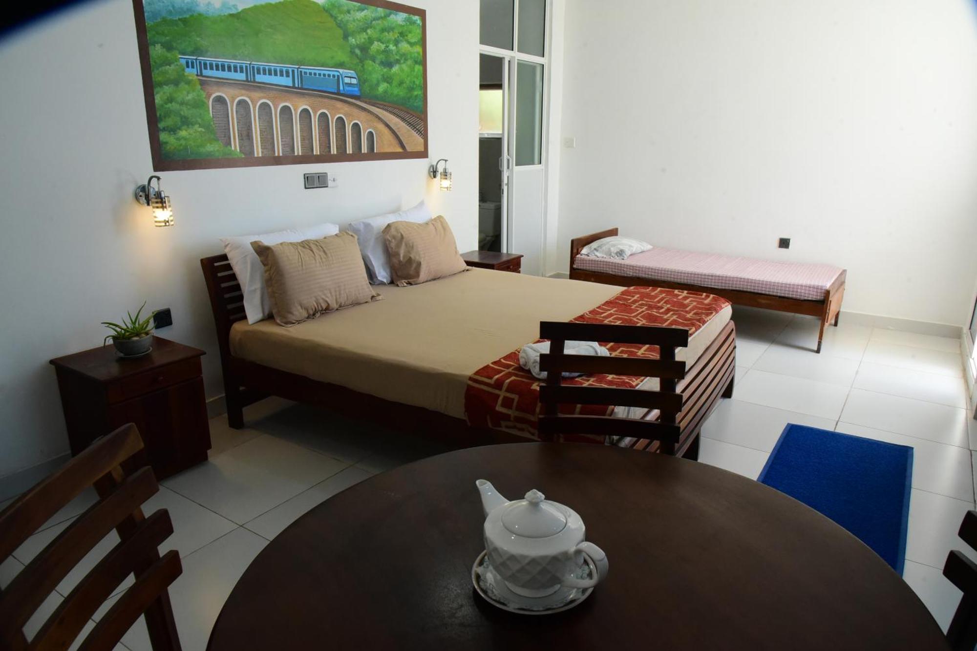 Hotel Happy Tuna Hikkaduwa Dış mekan fotoğraf