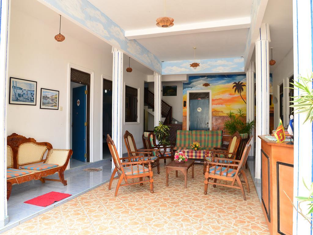 Hotel Happy Tuna Hikkaduwa Dış mekan fotoğraf