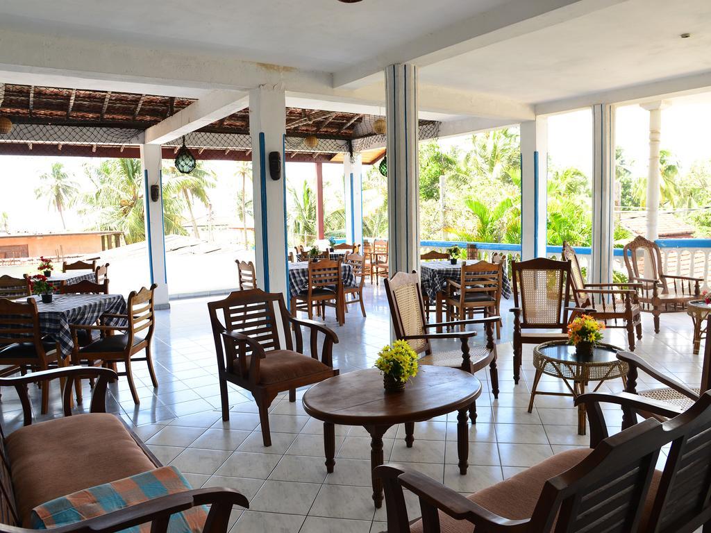 Hotel Happy Tuna Hikkaduwa Dış mekan fotoğraf