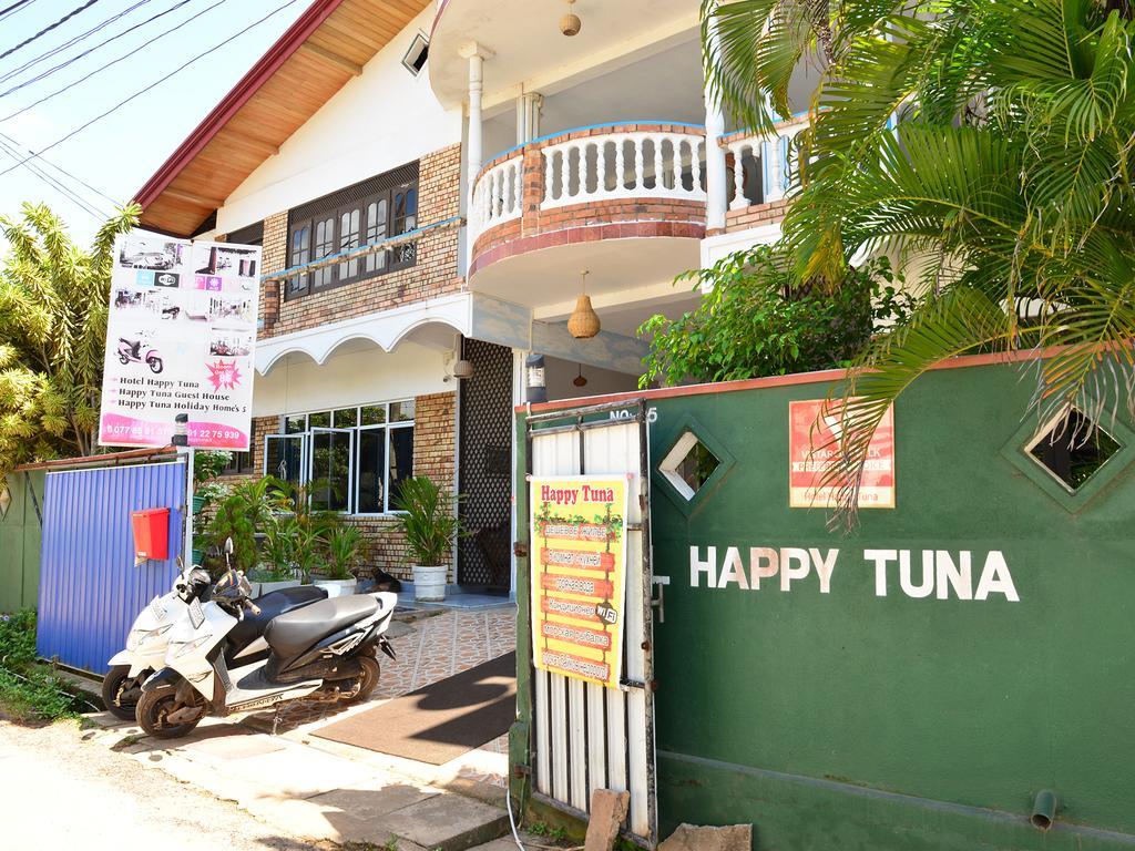 Hotel Happy Tuna Hikkaduwa Dış mekan fotoğraf